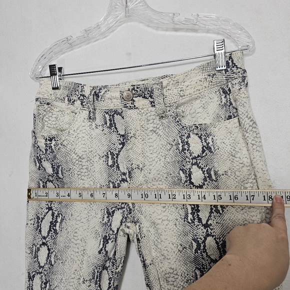 Shyanne Western Country Python Skinny Stretch Jeans Size 31 Short - Picture 10 of 14